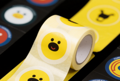 جدید لیزر کنٹرول سسٹم کا استعمال کرتے ہوئے اپنے چپکنے والے لیبل ورک فلو میں انقلاب لائیں